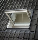 VELUX Rauchabzugsfenster GGU MK06 007040 MK06/78x118 cm GGU 007040 - 70 (THERMO)/Kettenmotor