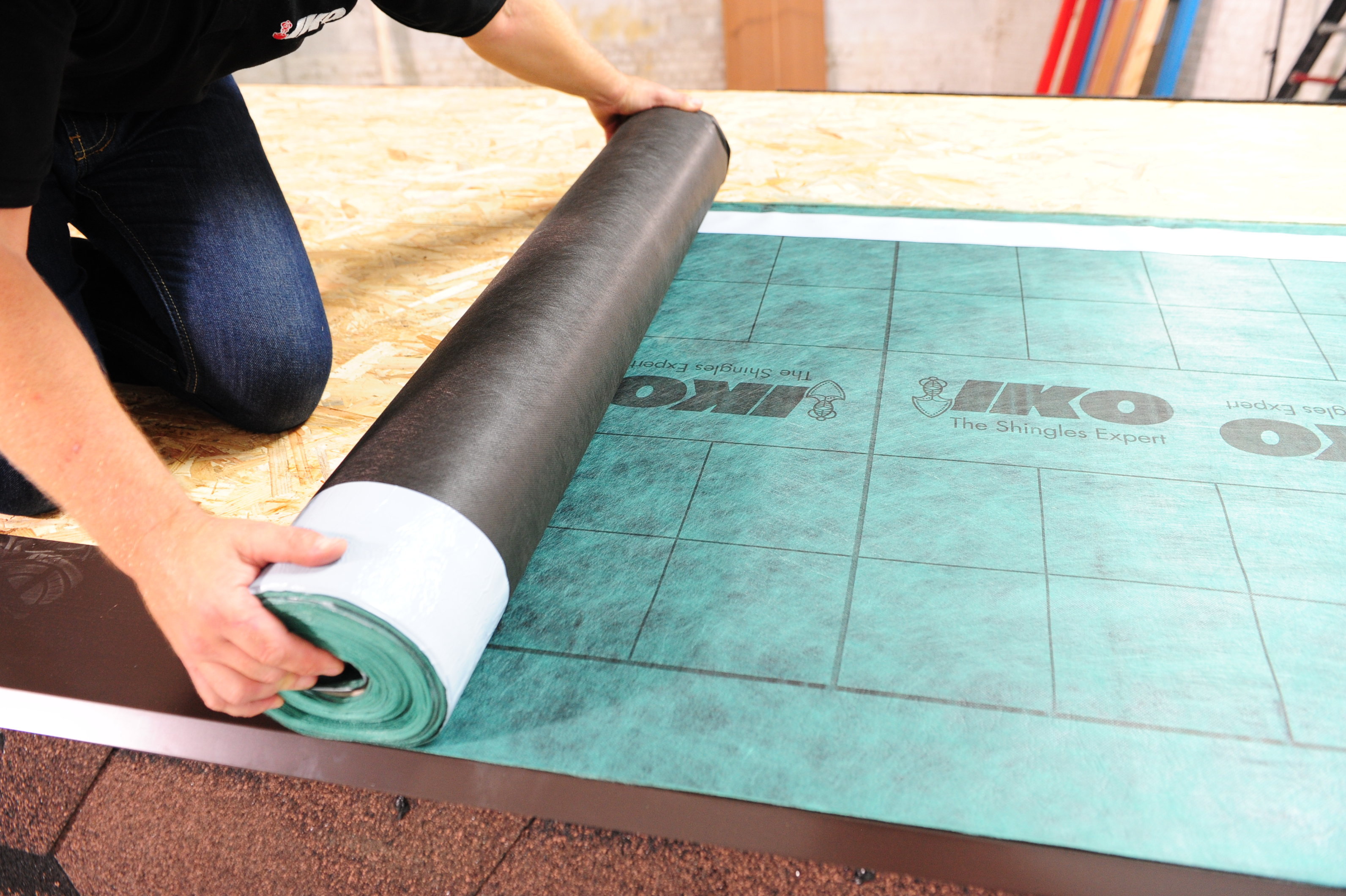 Iko Vordeckbahn Armourbase Pro Plus
