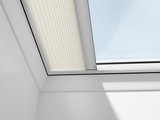 VELUX Plissee elektro FMG 060060 1016S 60x60 cm FMG 1016S - Uni Weiß